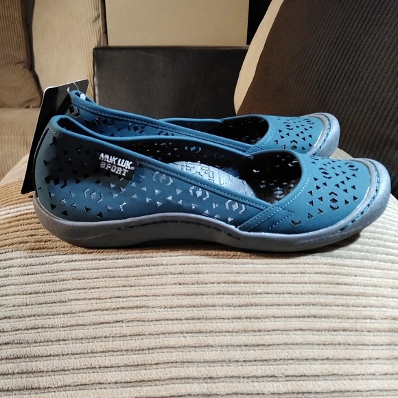 Muk Luk Sport Turquoise Women's Shoes - Picture 2 of 6